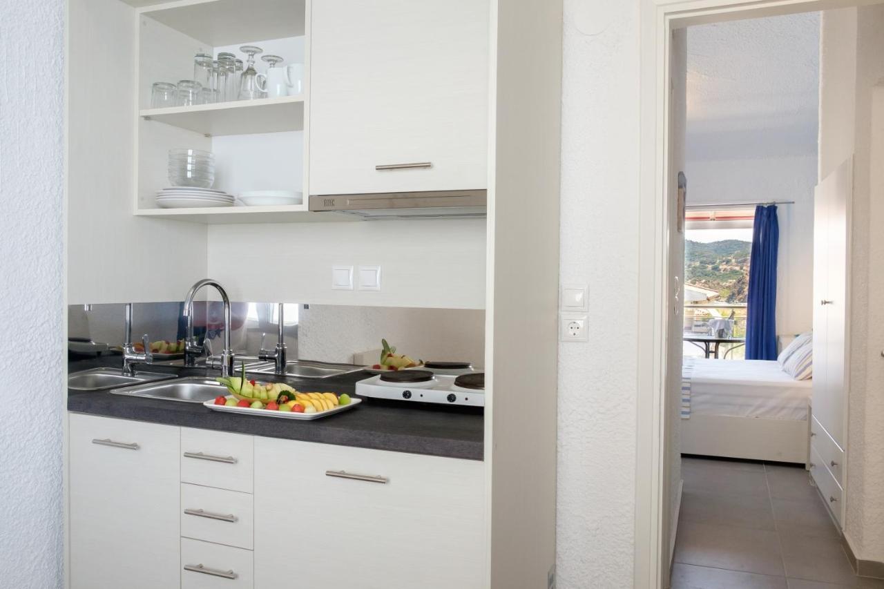 Blue Senses Apartments Sarti Extérieur photo